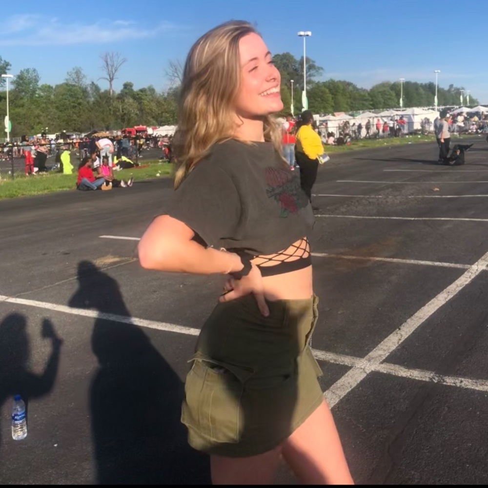 Green cargo skirt